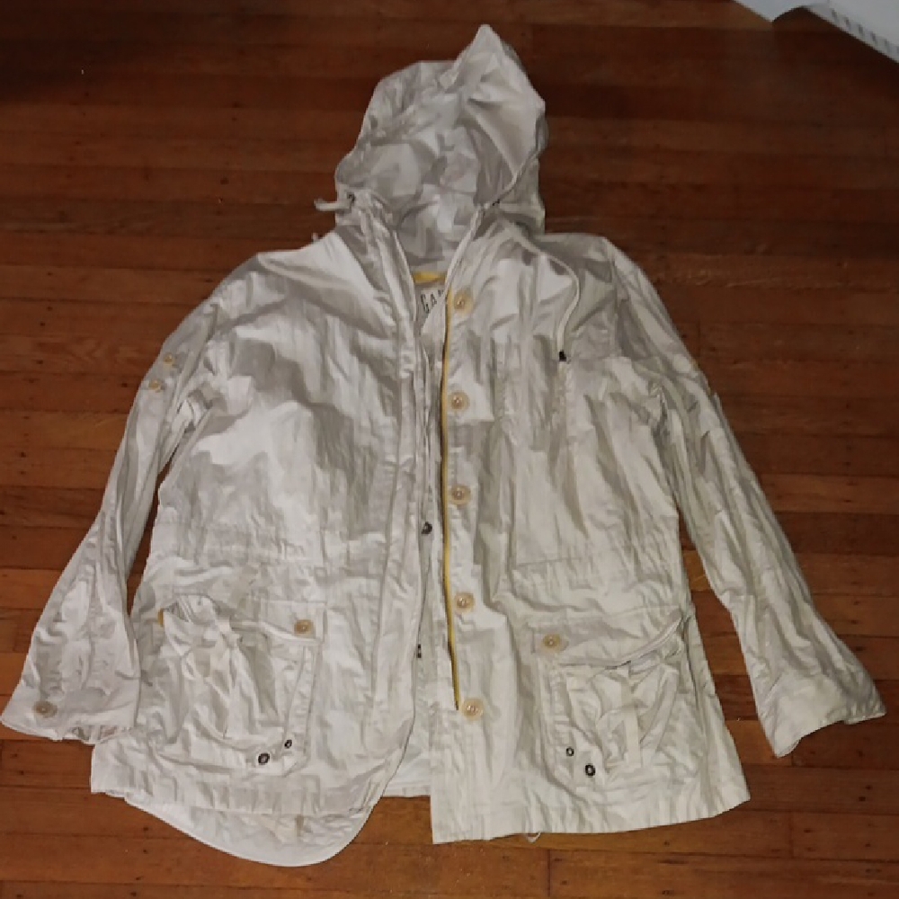 GAP Men's Hooded Raincoat in Off-White